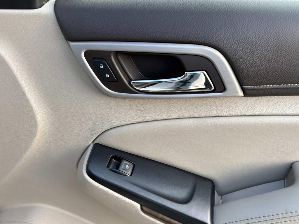 Used 2018 GMC Yukon Denali w/ Denali Ultimate Package image 13