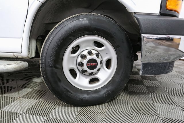 Used 2024 GMC Savana 2500 w/ Driver Convenience Package image 14