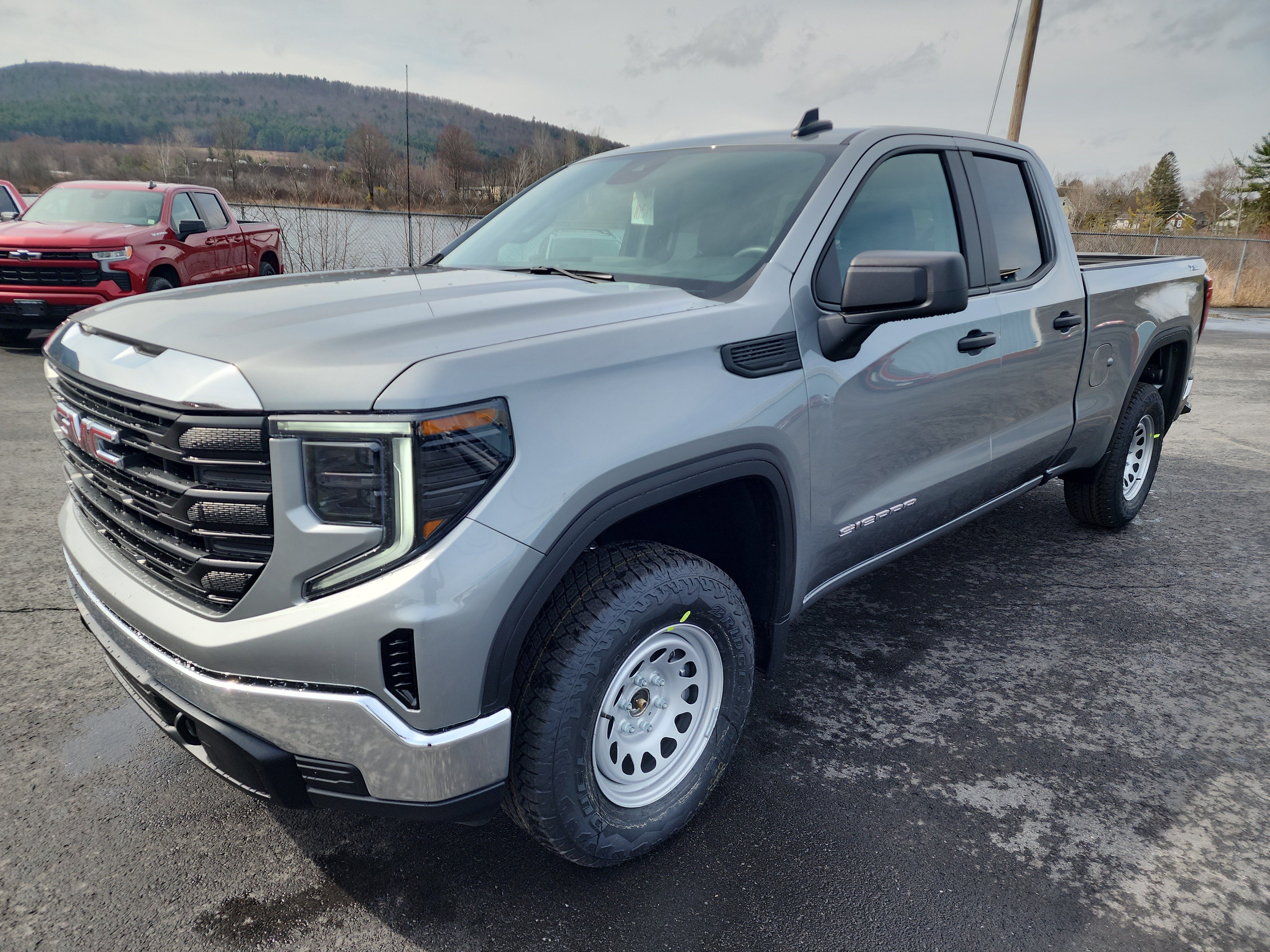 New 2026 GMC Sierra 1500 Pro w/ Pro Value Package AWD/4WD image 4