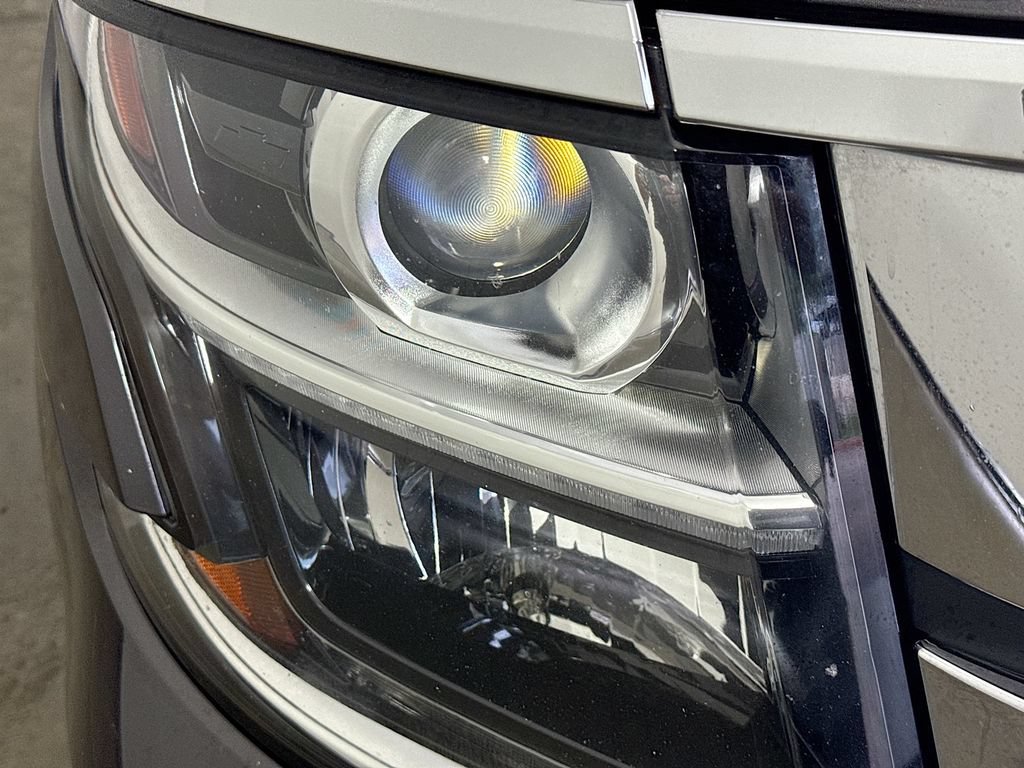 Used 2017 Chevrolet Tahoe Premier AWD/4WD image 39