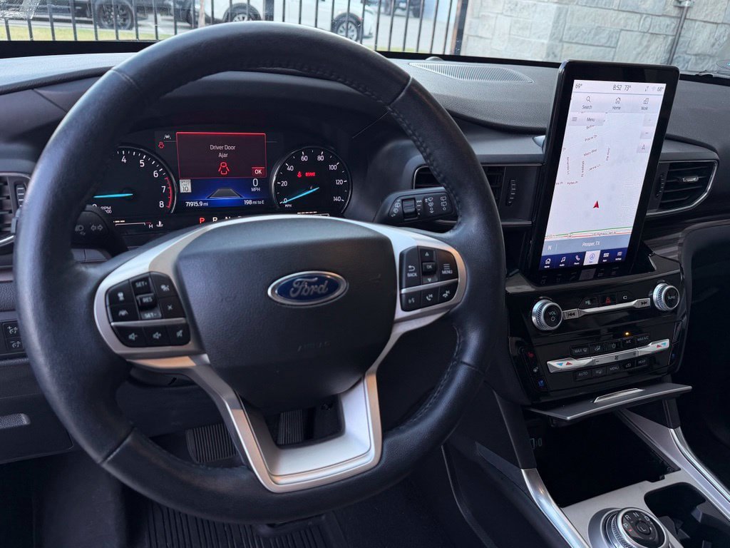 Used 2022 Ford Explorer Limited w/ Limited Technology Package AWD/4WD image 10