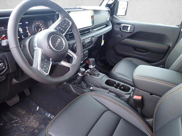 New 2025 Jeep Wrangler Sahara image 10