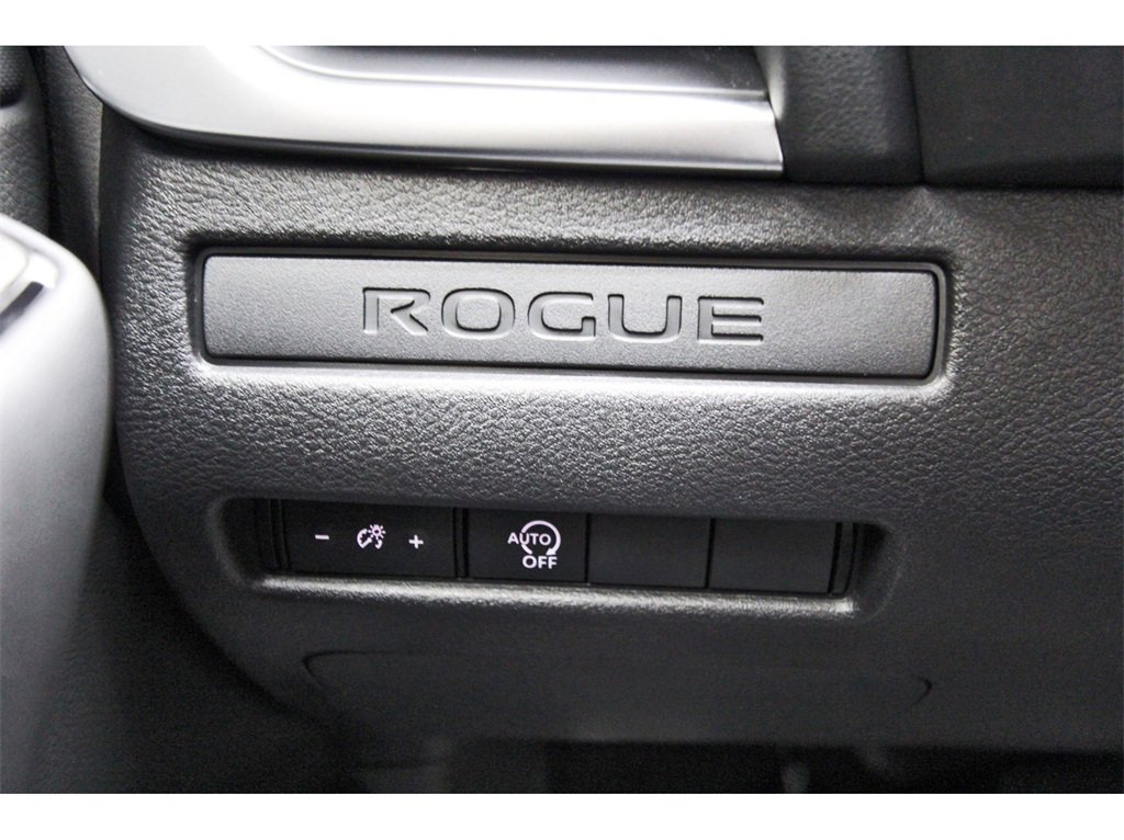 Certified 2024 Nissan Rogue S image 17