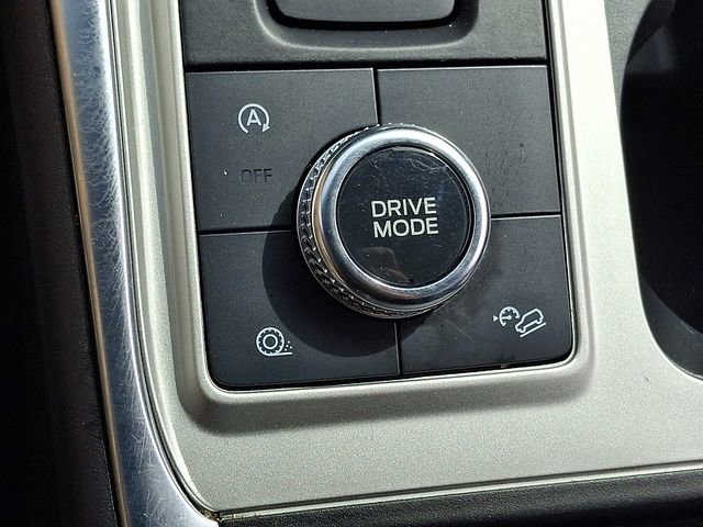 Used 2023 Ford Explorer Limited AWD/4WD image 26