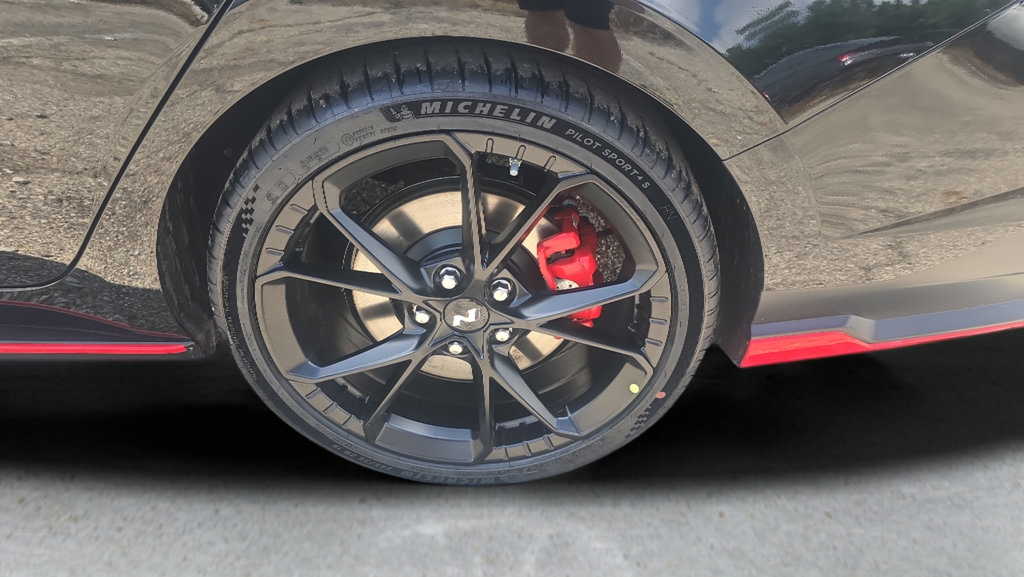New 2026 Hyundai Elantra N FWD image 31