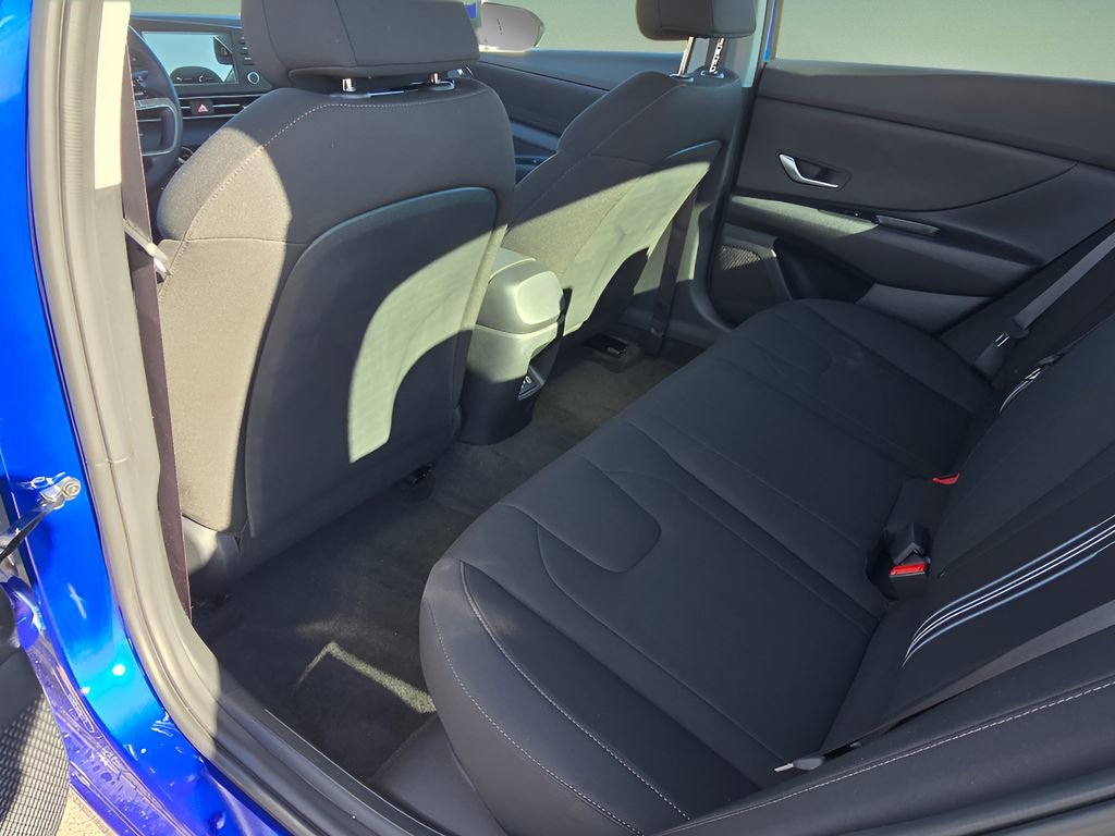 New 2026 Hyundai Elantra Blue image 15