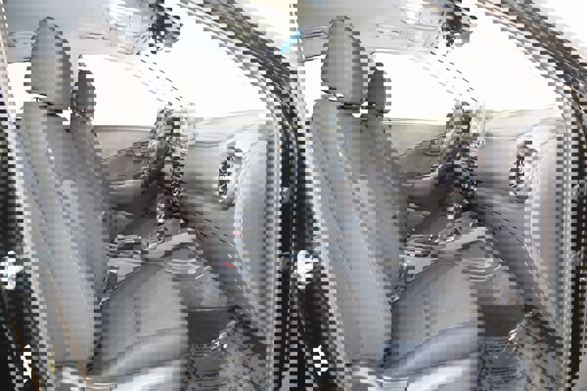 Used 2023 Hyundai Kona SEL w/ Cargo Package image 10