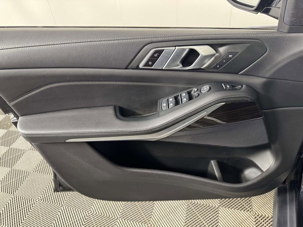 Used 2020 BMW X5 xDrive40i w/ Convenience Package image 17