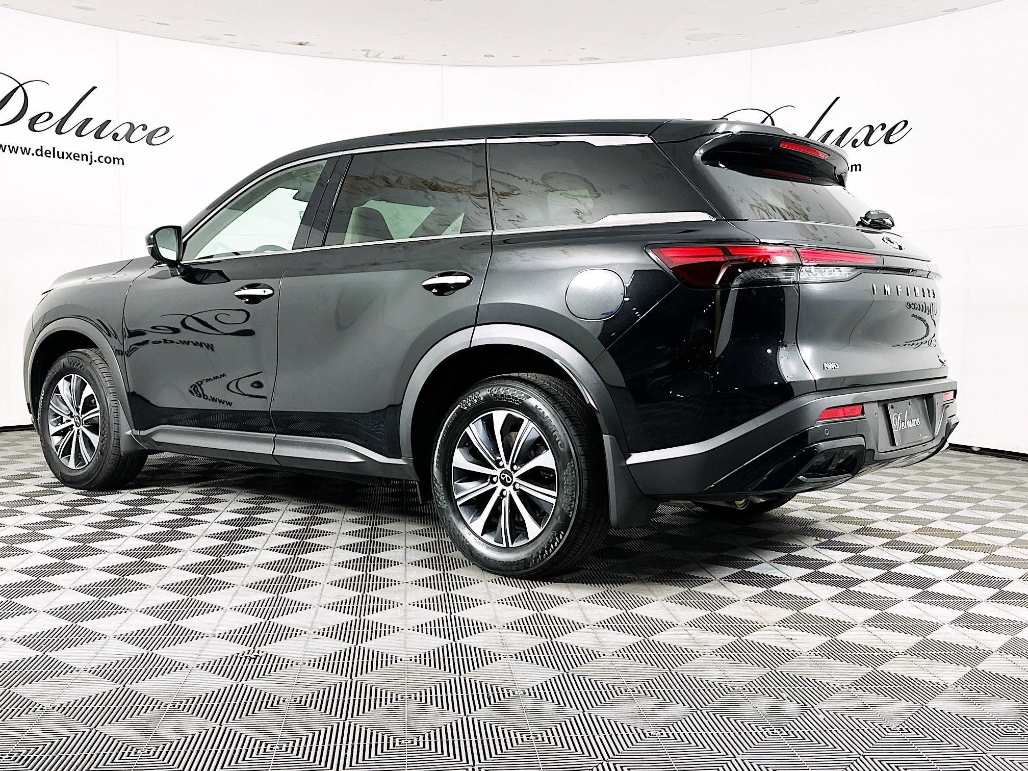 Used 2025 INFINITI QX60 Pure image 4