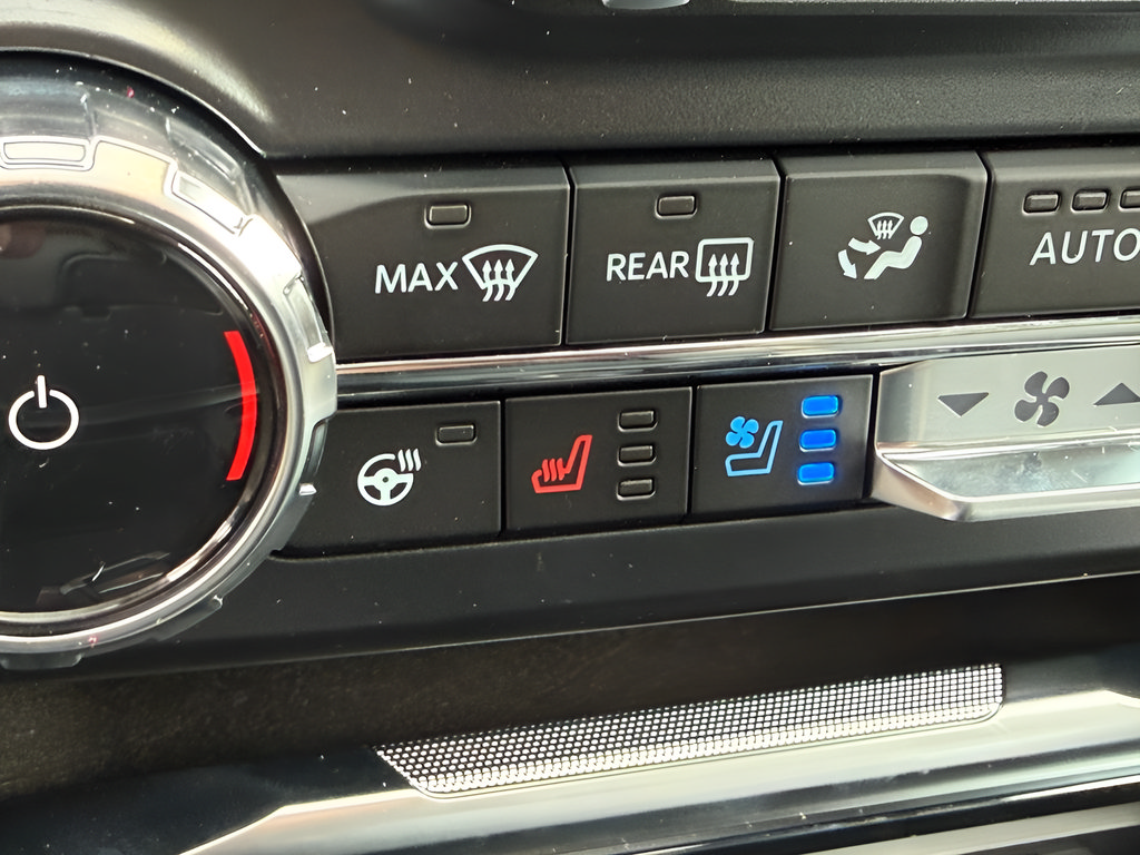 New 2026 Ford F350 Platinum w/ Platinum Plus Package AWD/4WD image 15