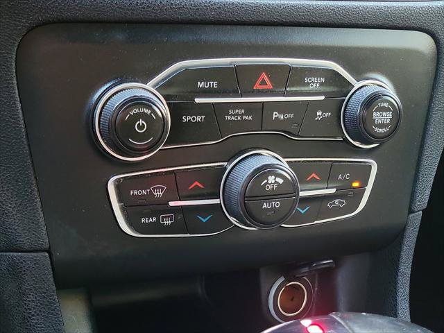 Used 2019 Dodge Charger SXT w/ Cold Weather Package AWD/4WD image 28