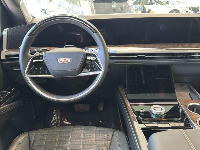 Certified 2026 Cadillac Escalade Platinum Sport w/ LPO, ONYX Package AWD/4WD image 24