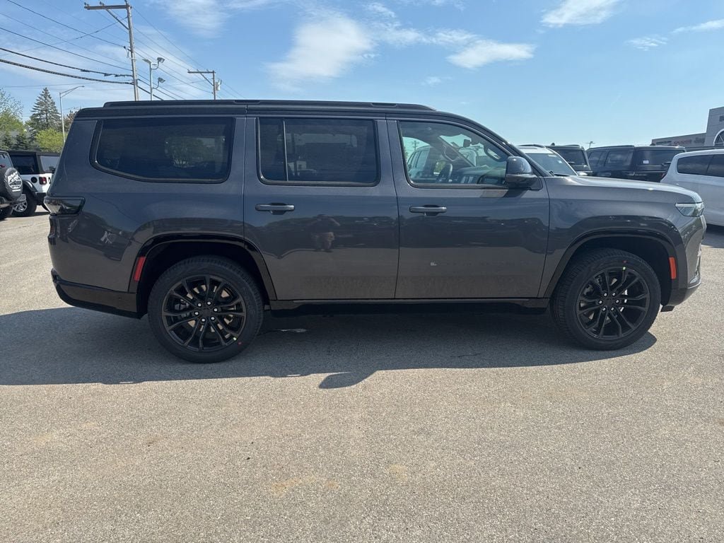 New 2026 Jeep Grand Wagoneer Summit AWD/4WD image 6