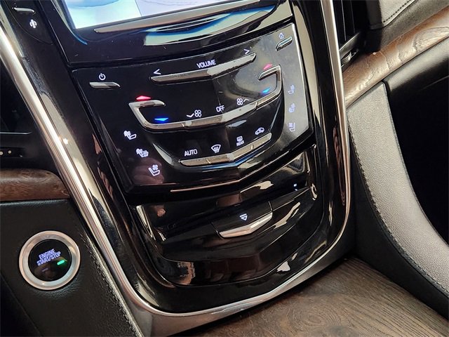 Used 2016 Cadillac Escalade ESV Premium image 20