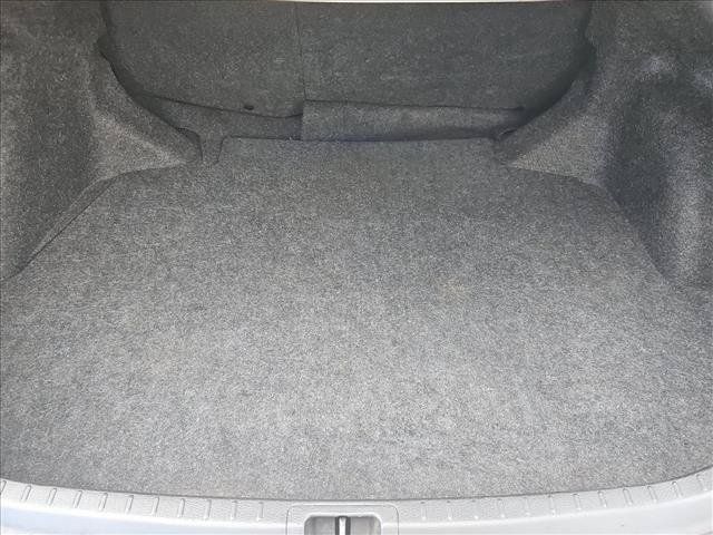 Used 2019 Toyota Corolla LE FWD image 6