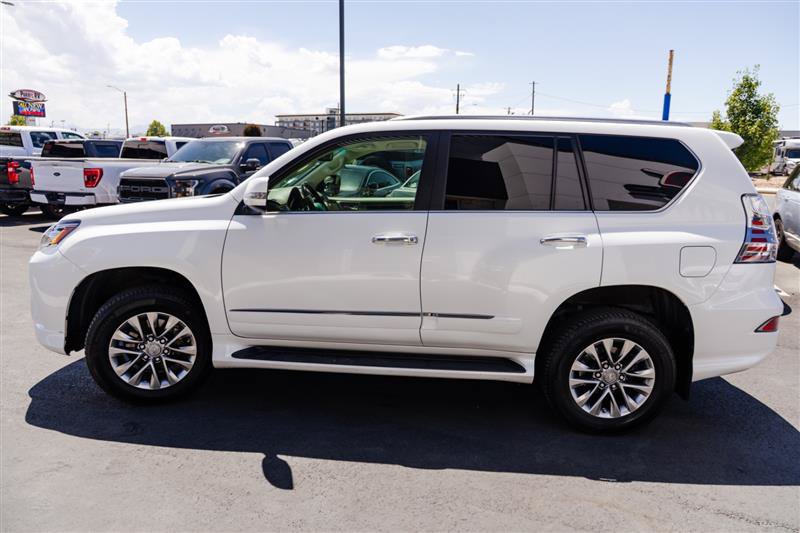 Used 2017 Lexus GX 460 Luxury AWD/4WD image 10