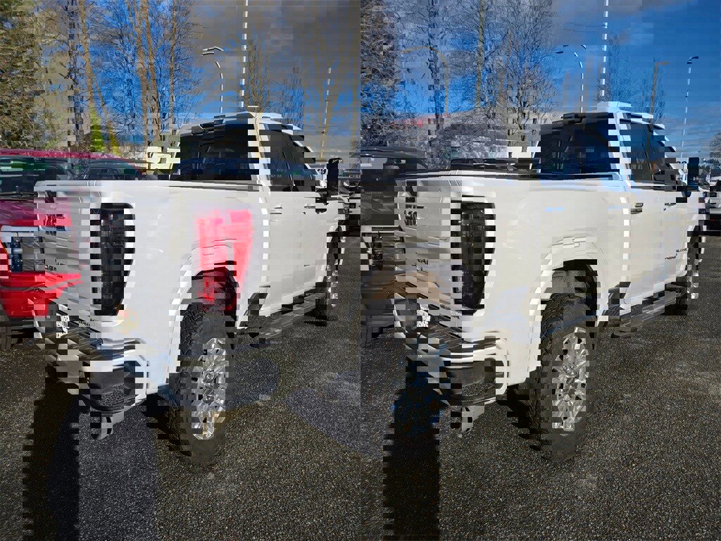 Used 2023 GMC Sierra 3500 Denali image 5