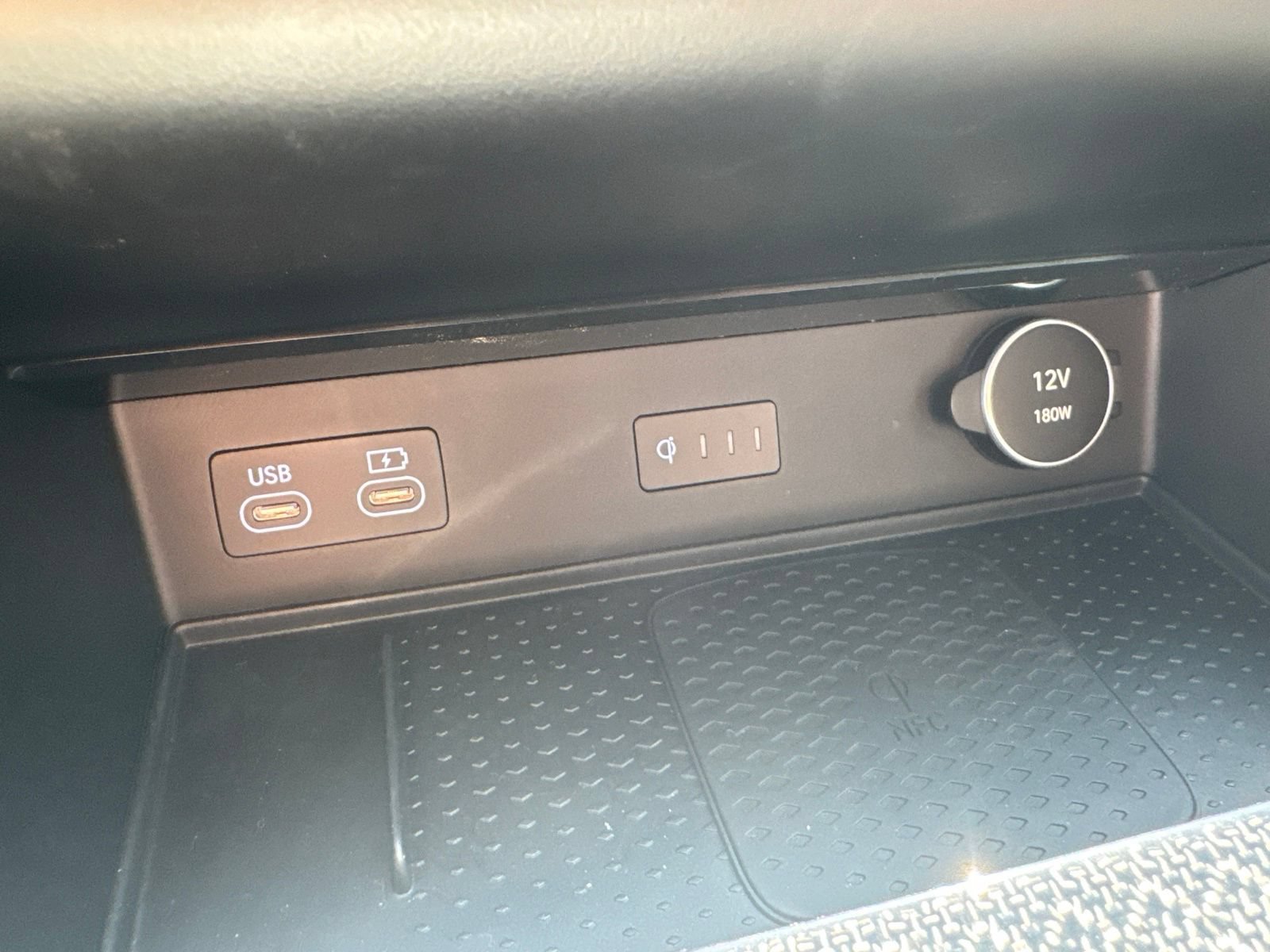 New 2026 Genesis GV80 3.5T e-SC AWD/4WD image 28
