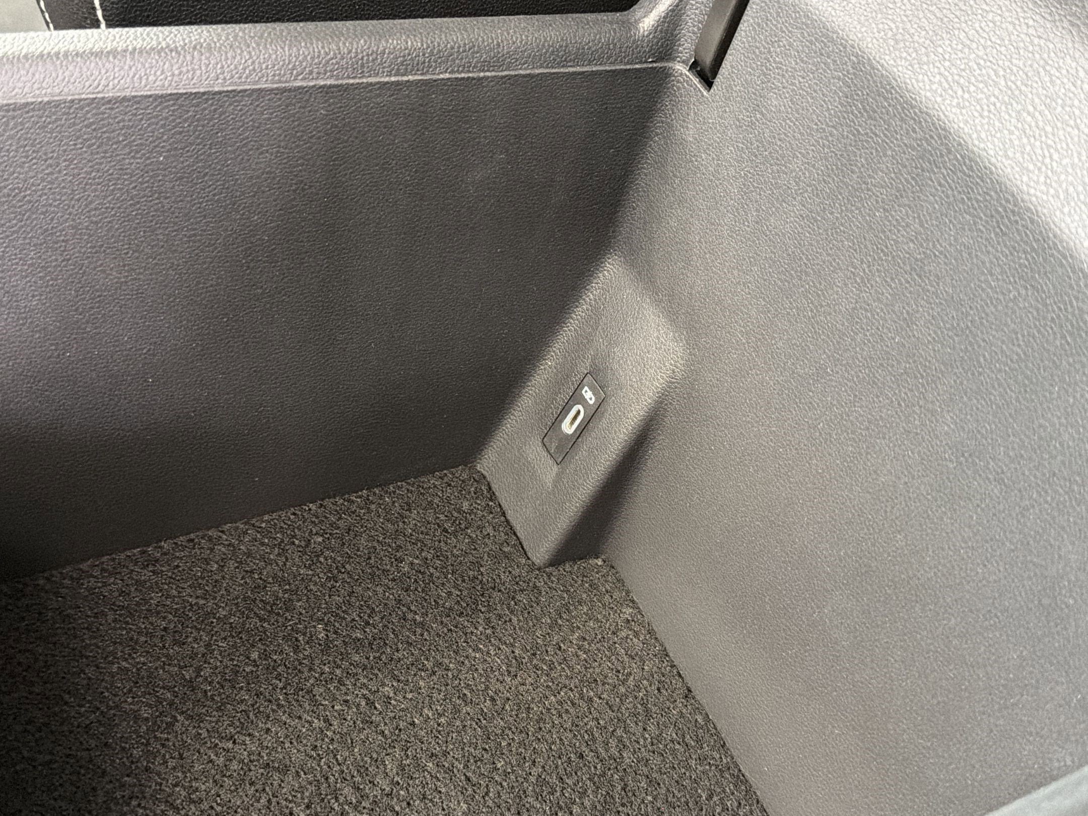 Used 2023 Volkswagen Atlas SE w/ Panoramic Sunroof Package image 33