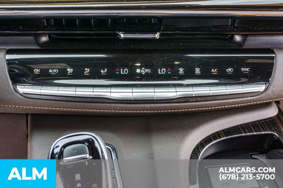 Used 2024 Cadillac Escalade Sport AWD/4WD image 46