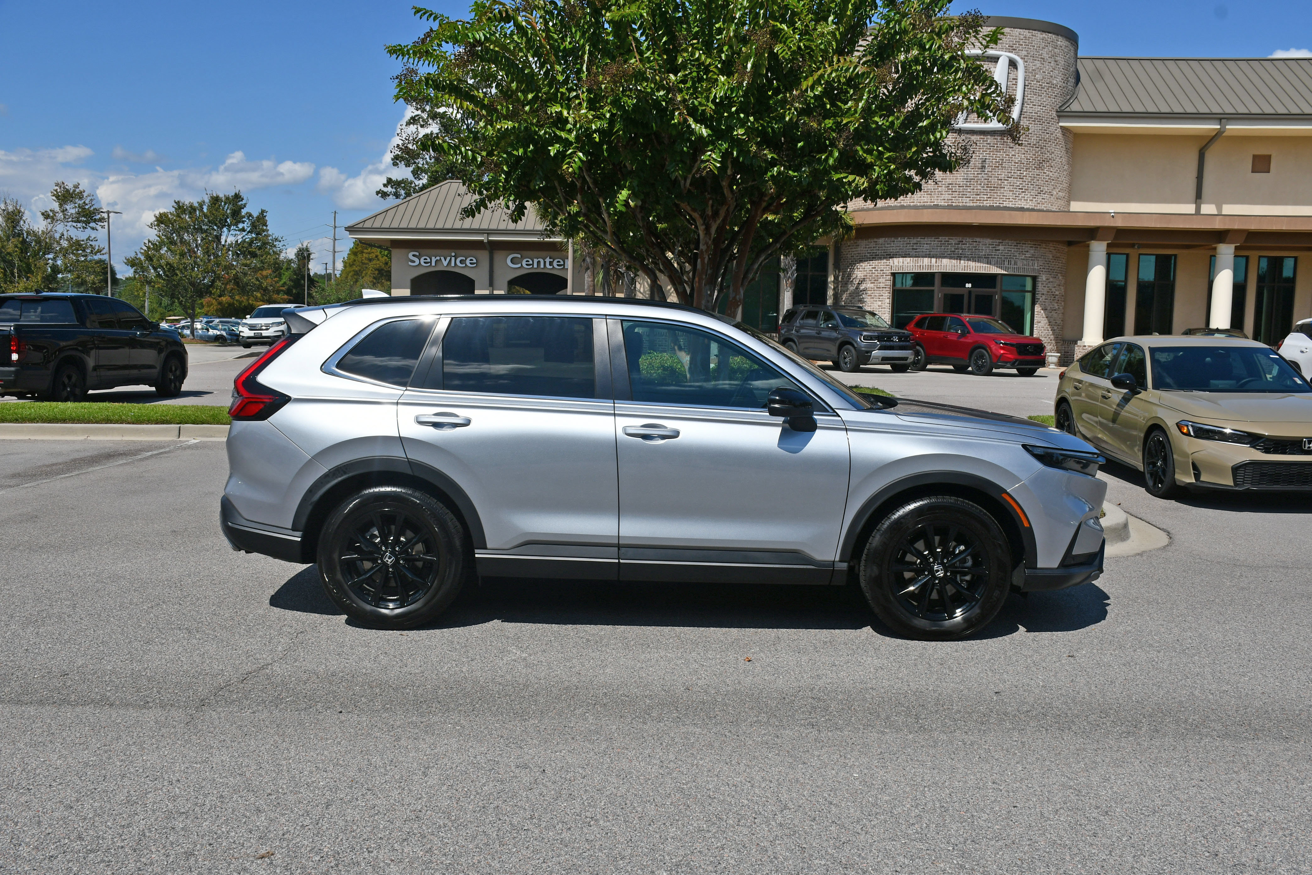 Certified 2025 Honda CR-V Sport-L image 5
