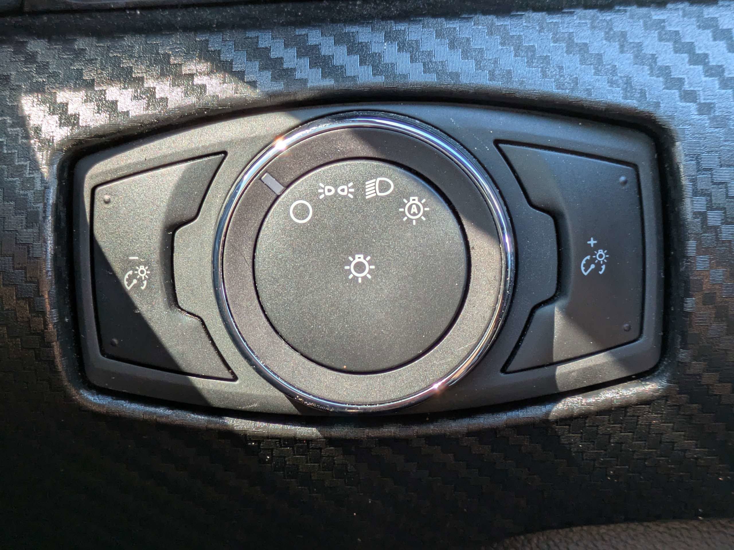 Used 2019 Ford Mustang EcoBoost image 22