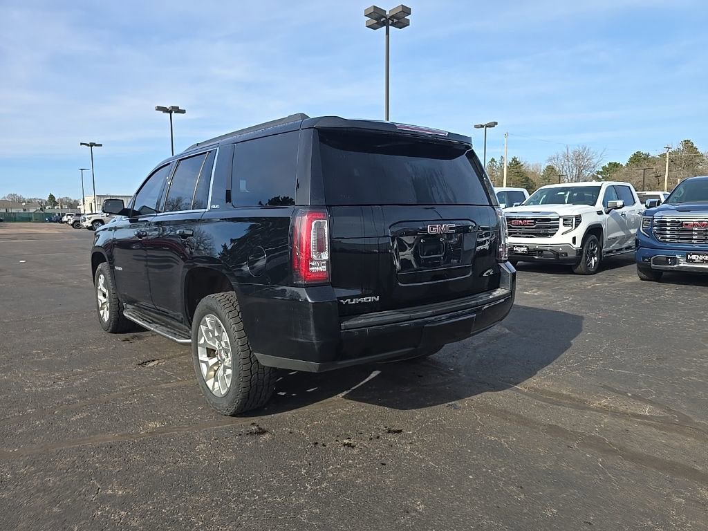 Used 2017 GMC Yukon SLE w/ SLE Value Package AWD/4WD image 8