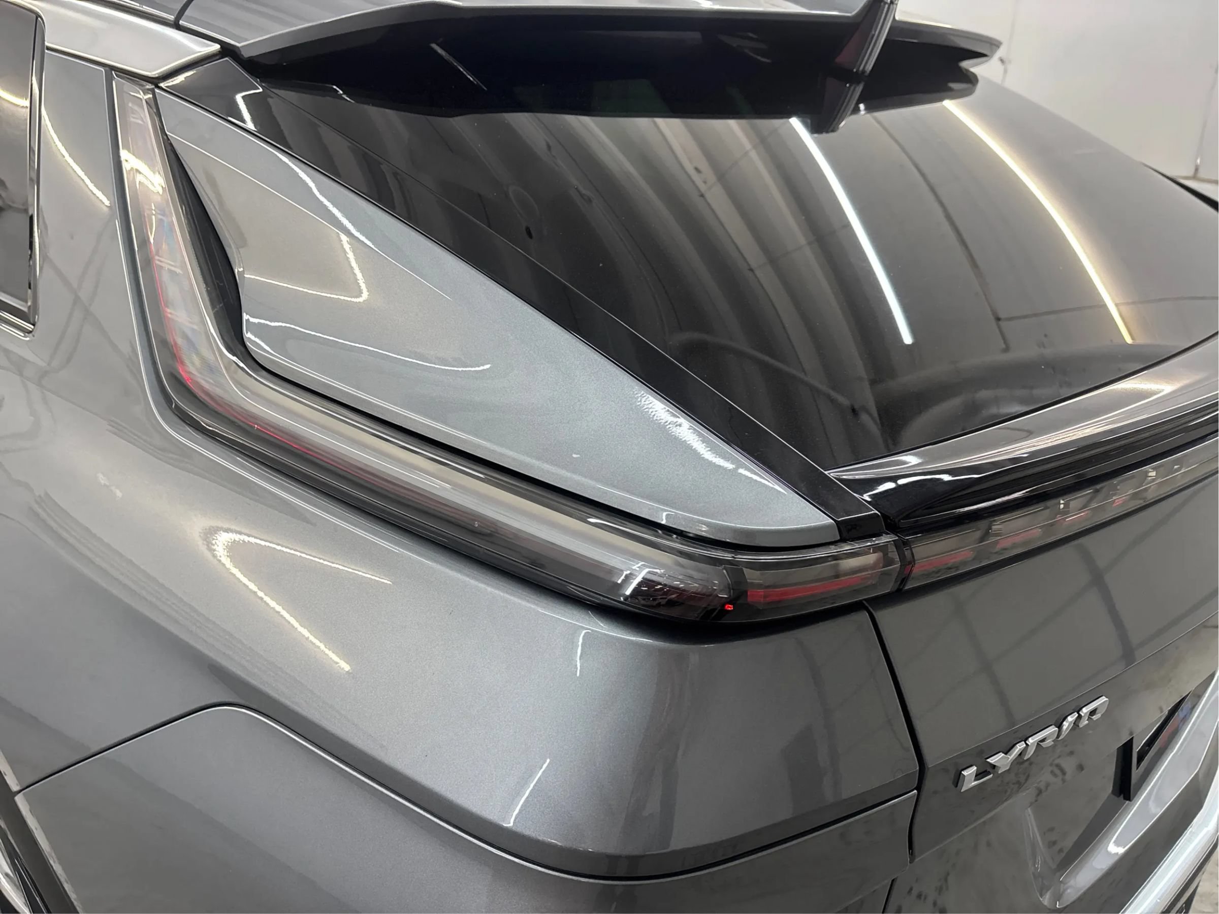 Used 2023 Cadillac Lyriq AWD image 33