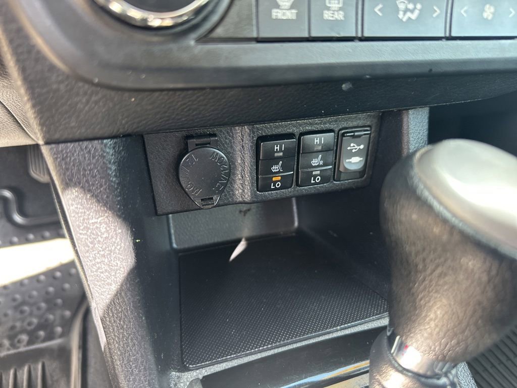 Used 2015 Toyota Corolla S Premium FWD image 6
