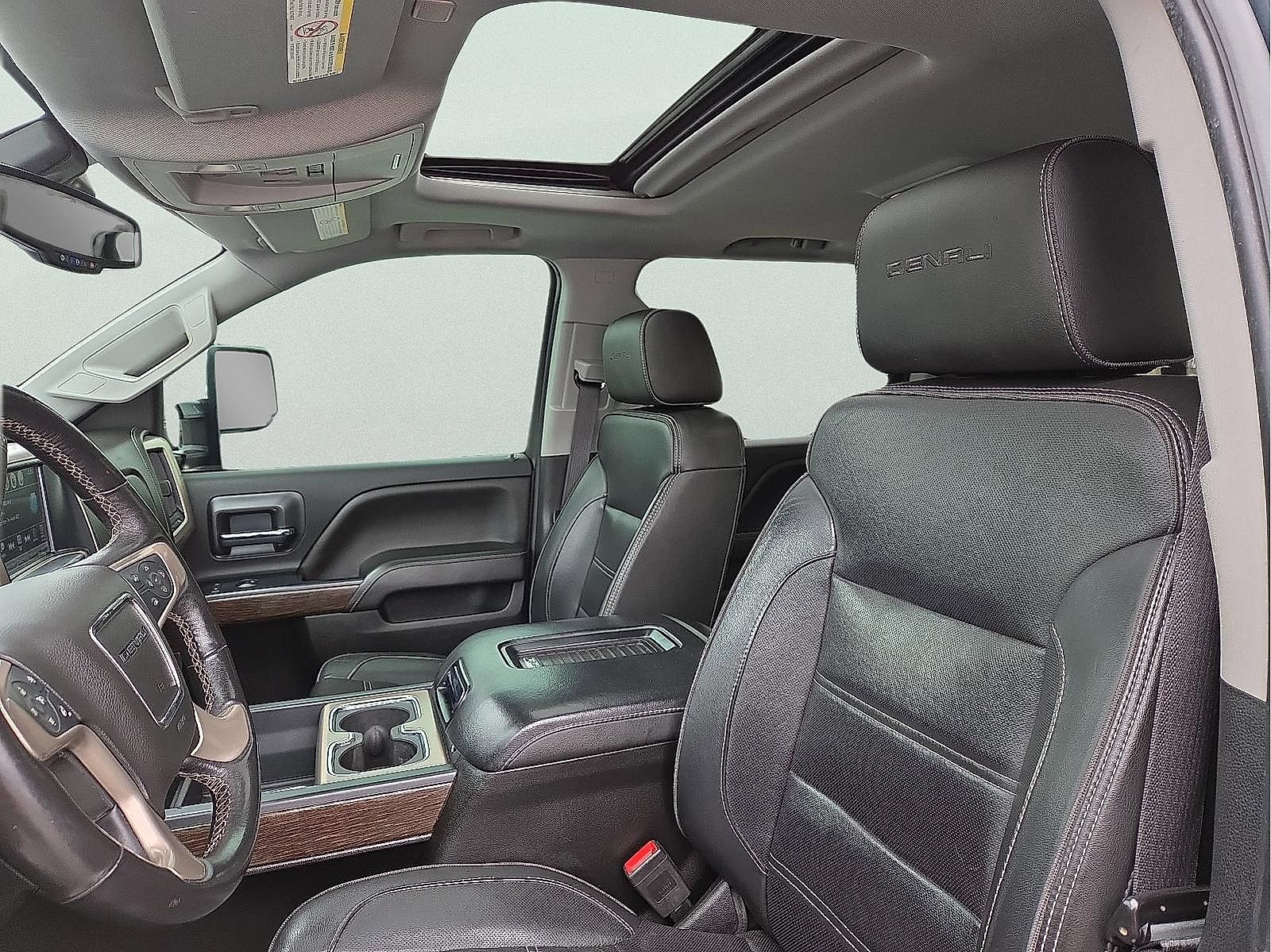 Used 2018 GMC Sierra 2500 Denali w/ Duramax Plus Package image 13