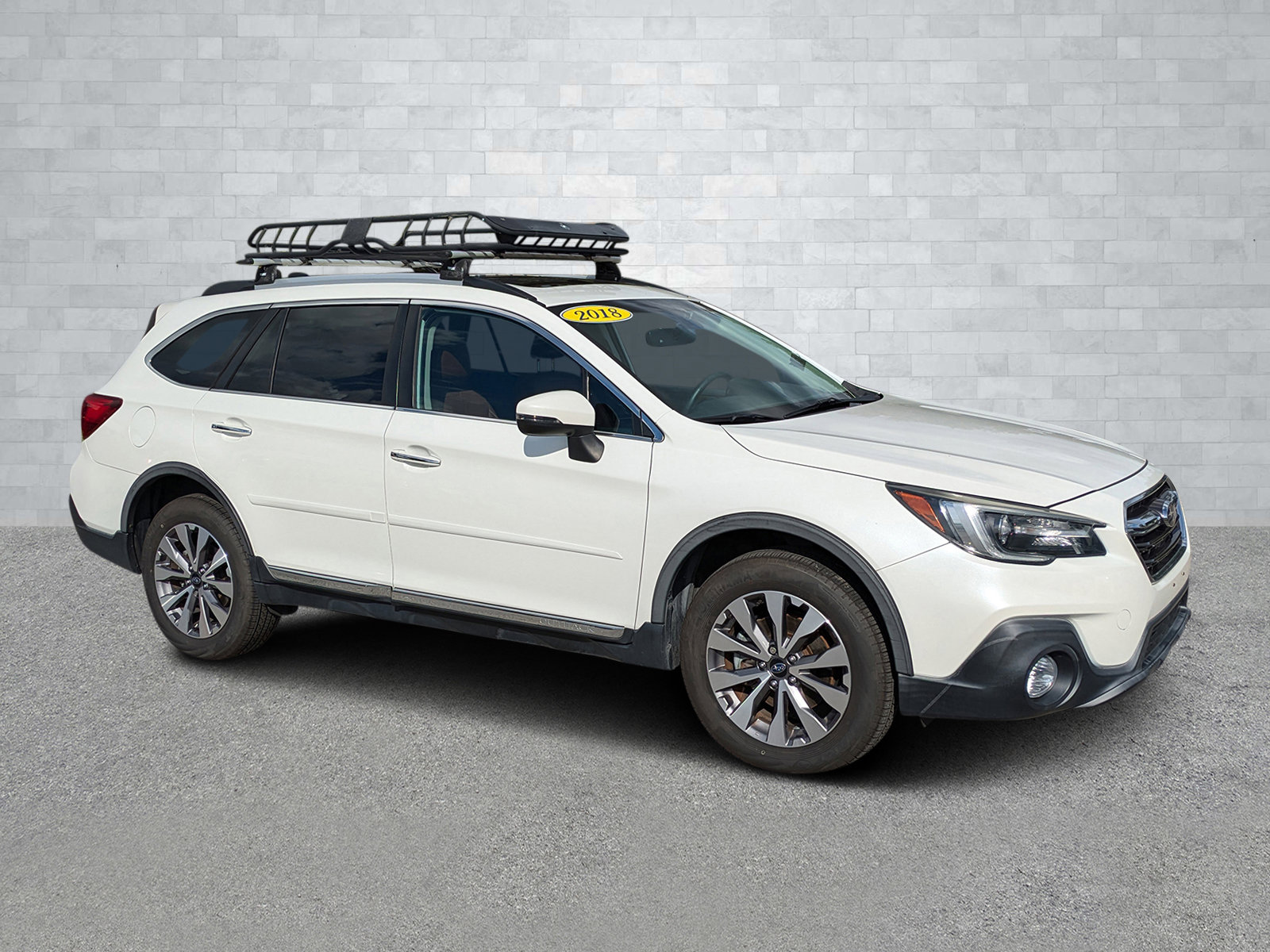 Used 2018 Subaru Outback 3.6R Touring w/ Popular Package #3 image 2