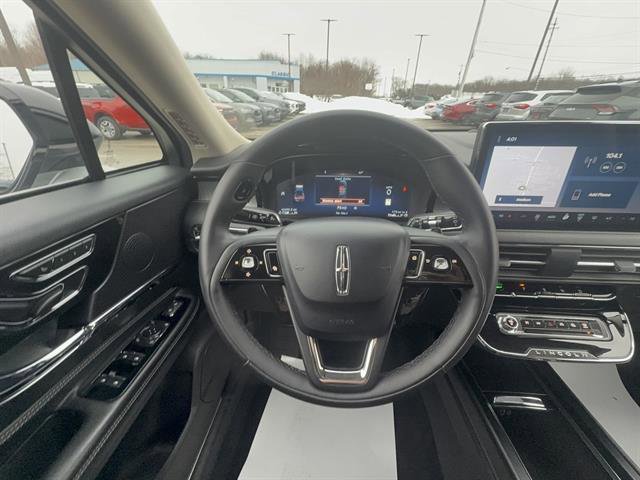 Used 2023 Lincoln Corsair AWD image 15