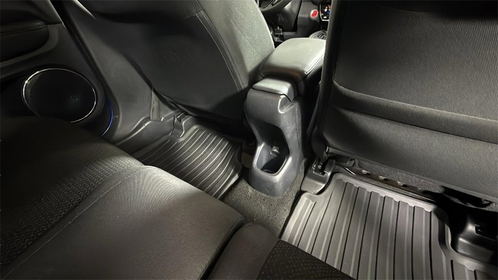 Used 2019 Honda HR-V EX image 30