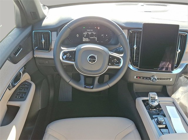 New 2026 Volvo XC40 B5 Ultra w/ Climate Package image 5