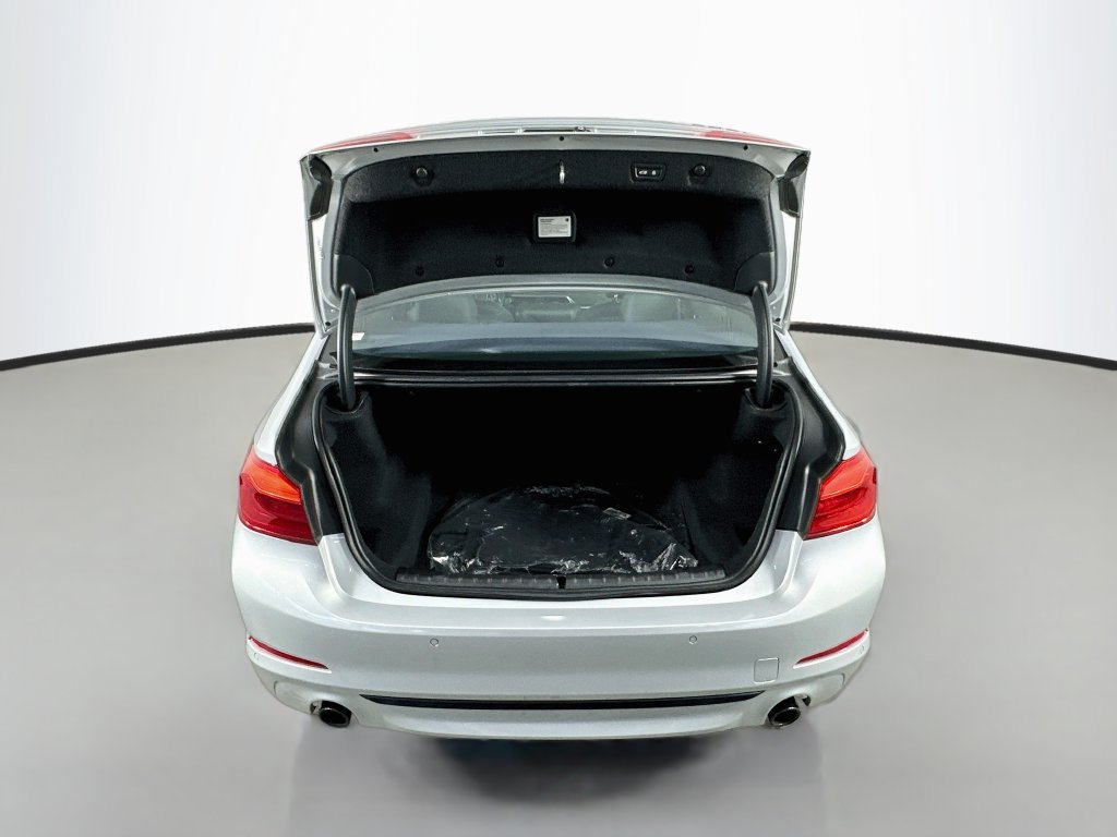 Used 2020 BMW 530i RWD image 30