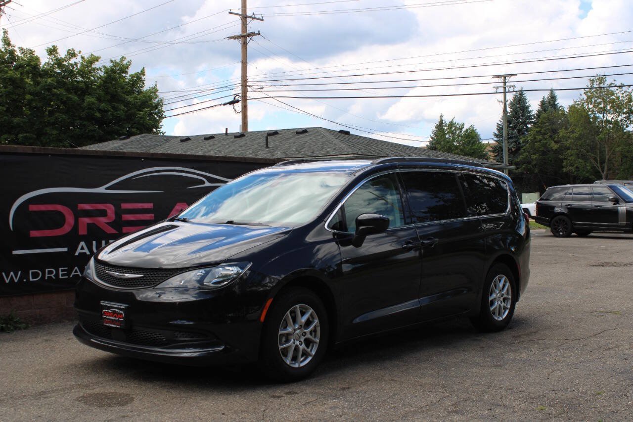 Used 2021 Chrysler Voyager Lxi