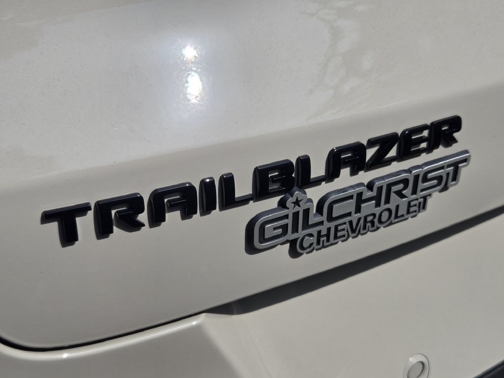 New 2026 Chevrolet TrailBlazer RS w/ Driver Confidence Package FWD image 12
