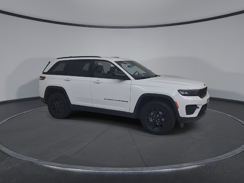 Certified 2025 Jeep Grand Cherokee Altitude AWD/4WD image 19