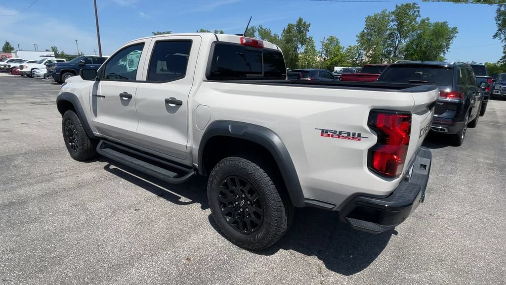 New 2026 Chevrolet Colorado Trail Boss AWD/4WD image 8