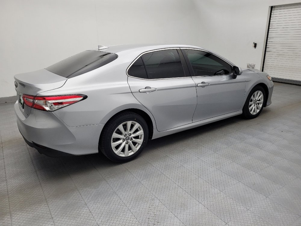 Used 2020 Toyota Camry LE w/ Convenience Package image 10