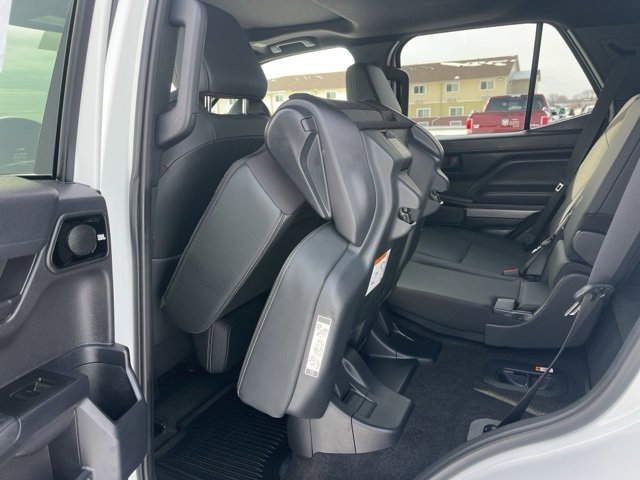 Used 2025 Toyota 4Runner TRD Off-Road Premium image 43