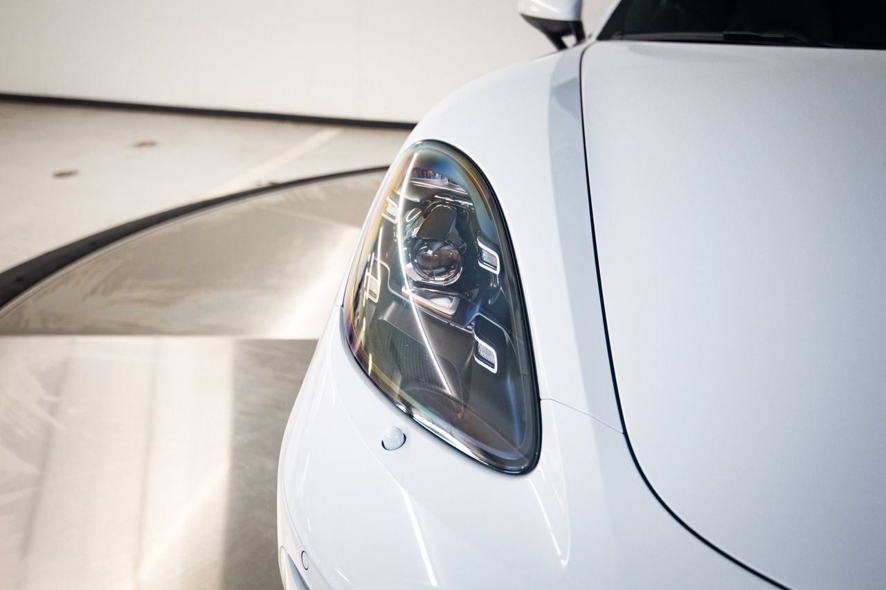 Used 2023 Porsche 718 Boxster S RWD image 13