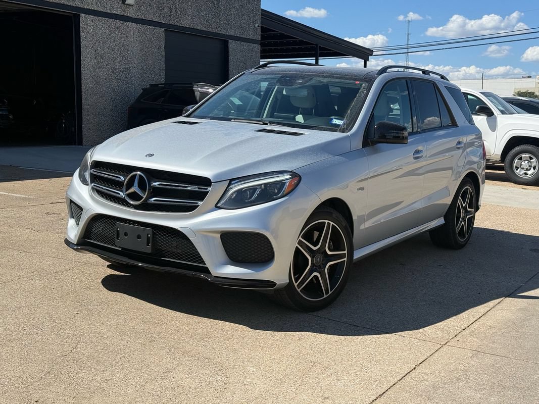 Used 2019 Mercedes-Benz GLE 43 AMG 4MATIC image 3
