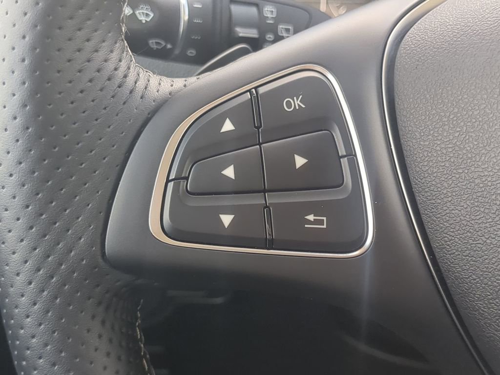 Certified 2023 Mercedes-Benz Metris Passenger image 11