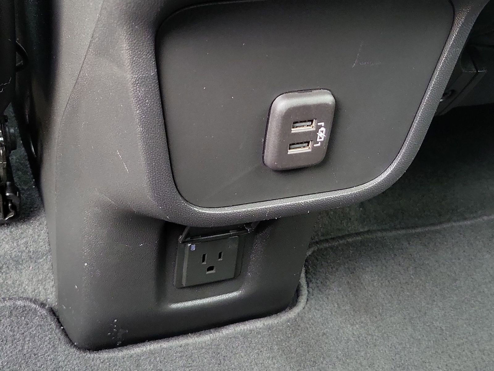 Certified 2023 GMC Terrain SLT image 20