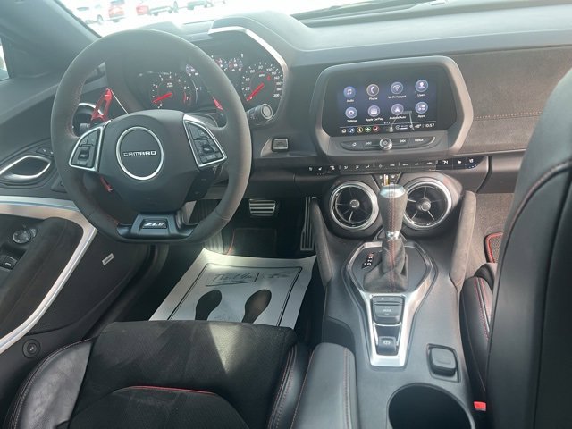Used 2021 Chevrolet Camaro ZL1 image 27