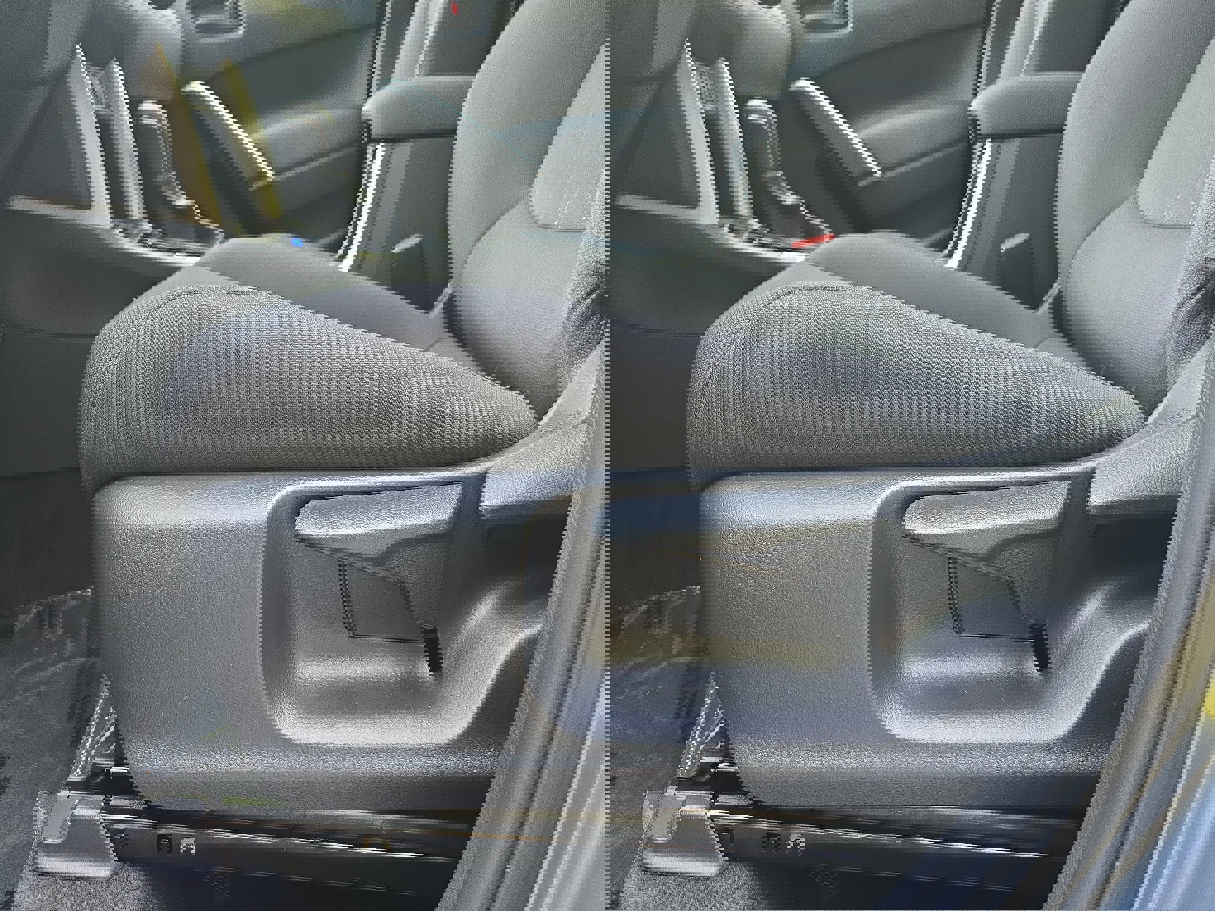 Used 2024 Toyota Corolla Cross LE w/ Moonroof Package image 26