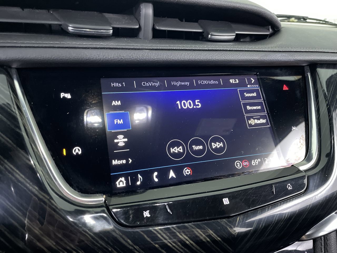 Used 2021 Cadillac XT6 Premium Luxury AWD/4WD image 15