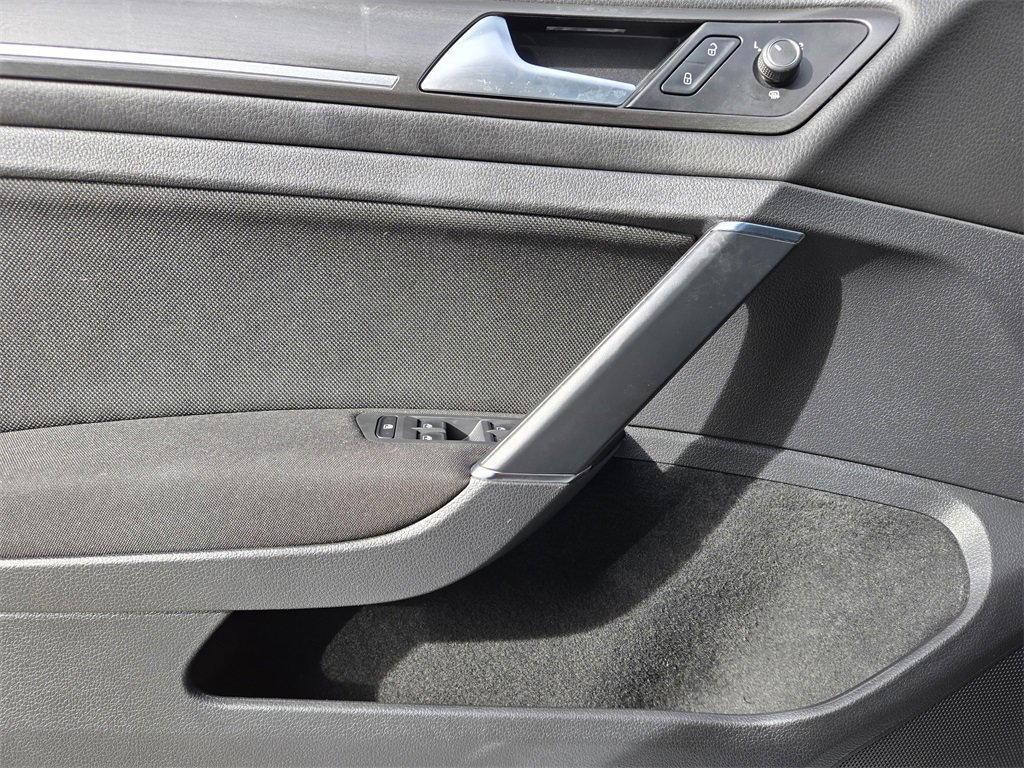 Used 2018 Volkswagen GTI S image 25