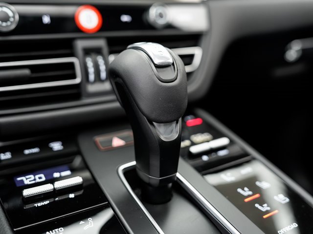 Certified 2025 Porsche Macan image 22